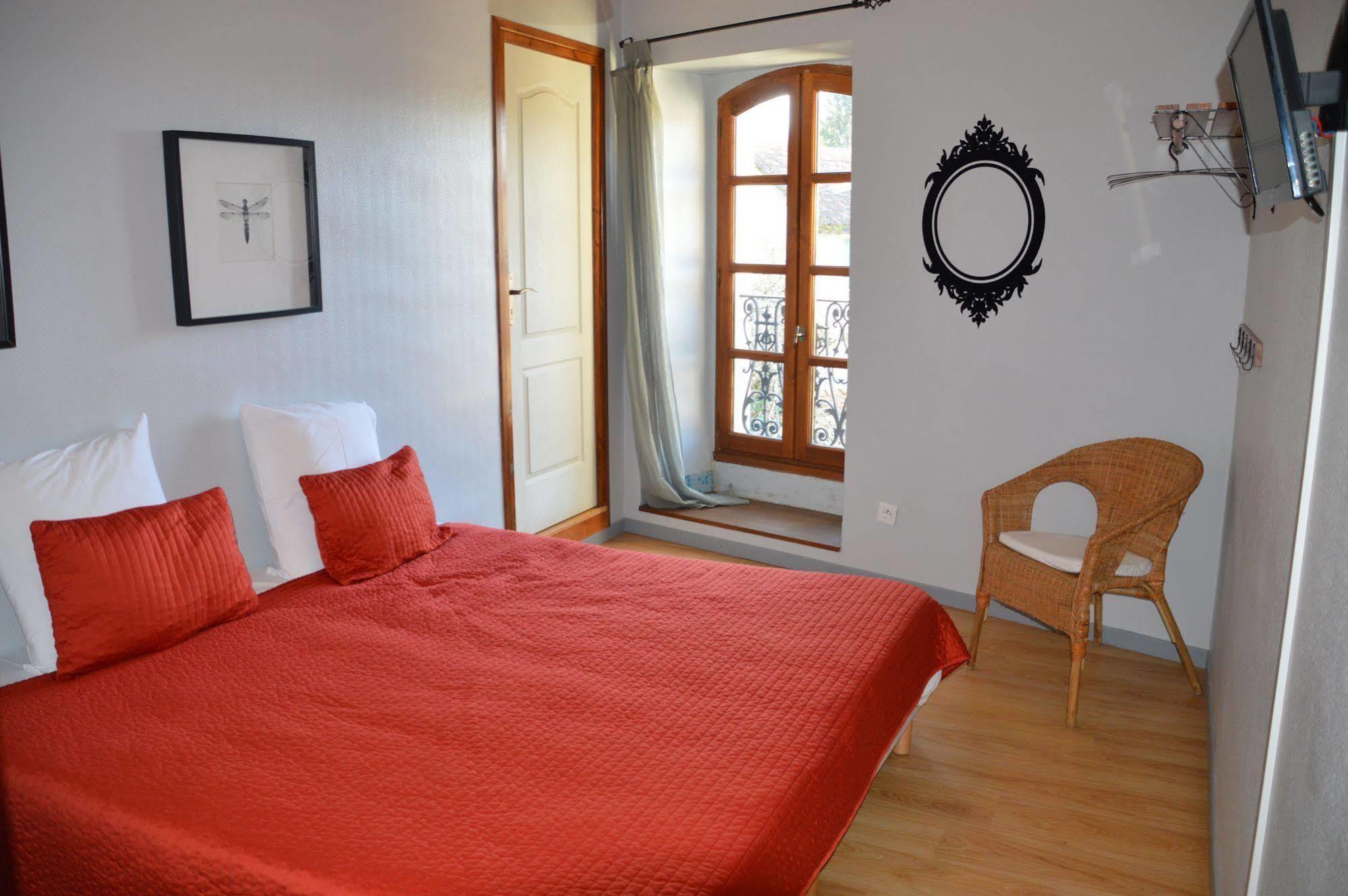 Maison Maxil Hotell Massat Eksteriør bilde